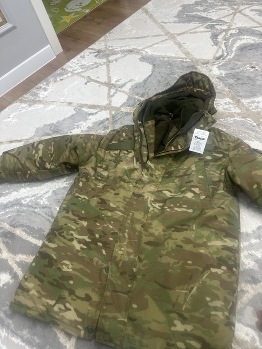 Куртка зимнный мултикам