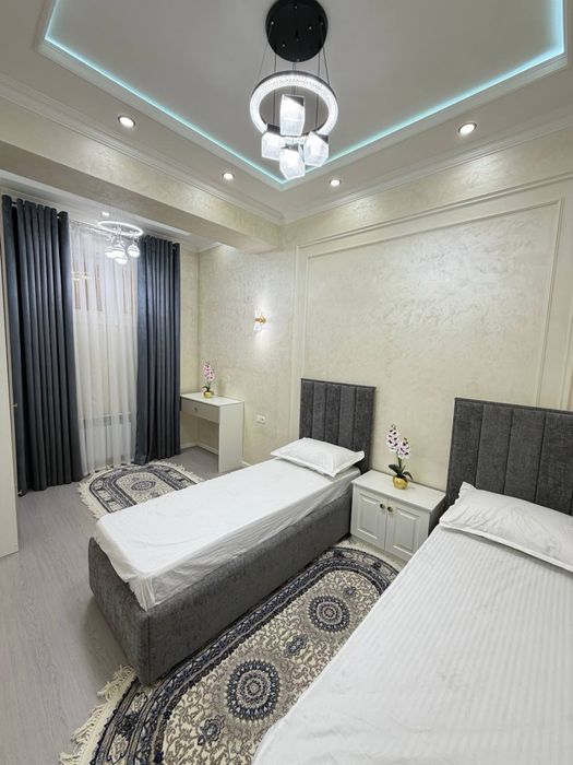 Продается 3 ком. Квартира площадью 82 кв.м. В Повороте ор. Зафар