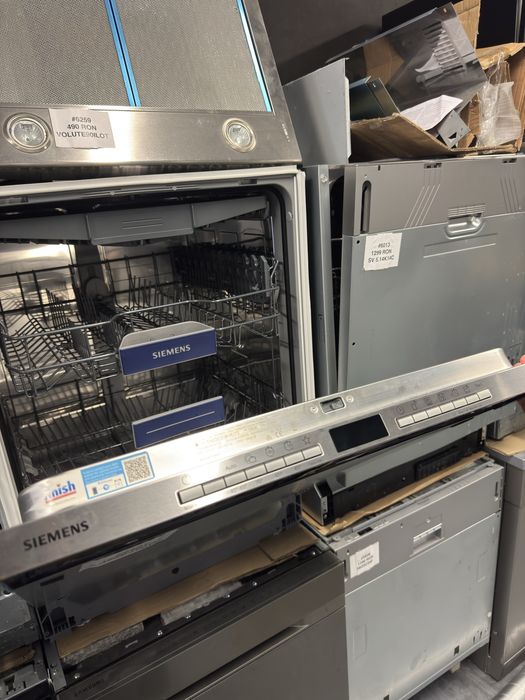 Mașină de spălat vase complet integrabilă Siemens SN63EX06VE