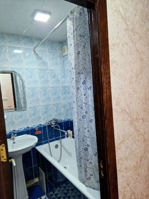 Аренда метро тинчлик 2.хонали 2.хонали клинган оилага берилади