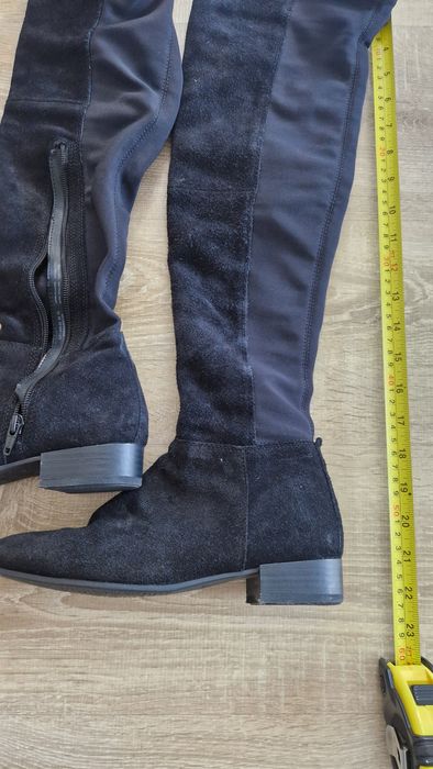 Cizme de dama Vagabond - pana la genunchi - marime 36.