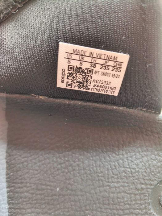 Продавам джапанки/чехли Adidas