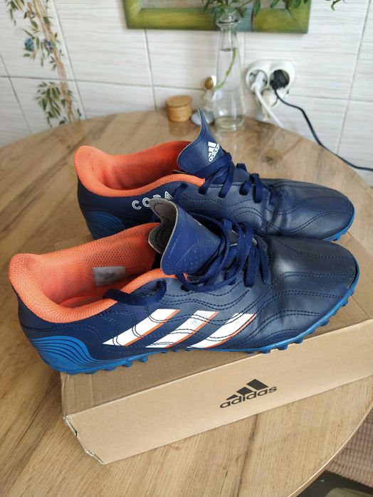 Продам сороконожки Адидас б/у