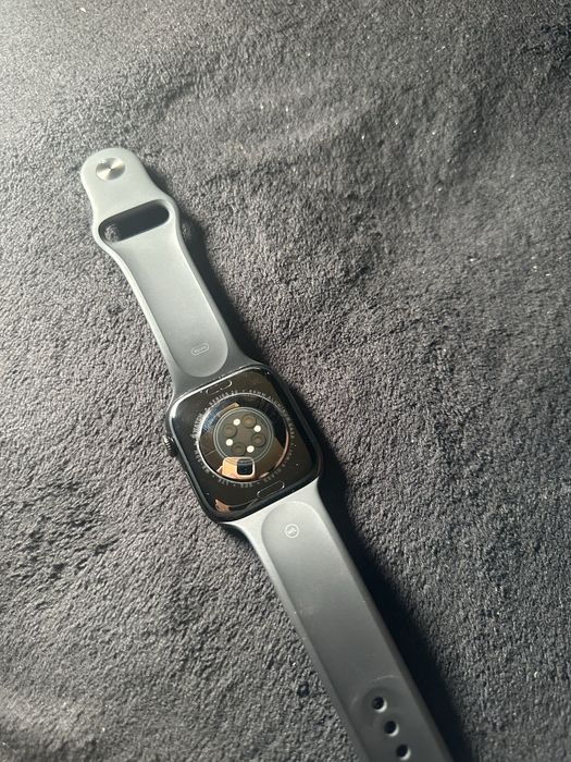 Apple Watch Series 10 GPS + Cellular (eSIM).