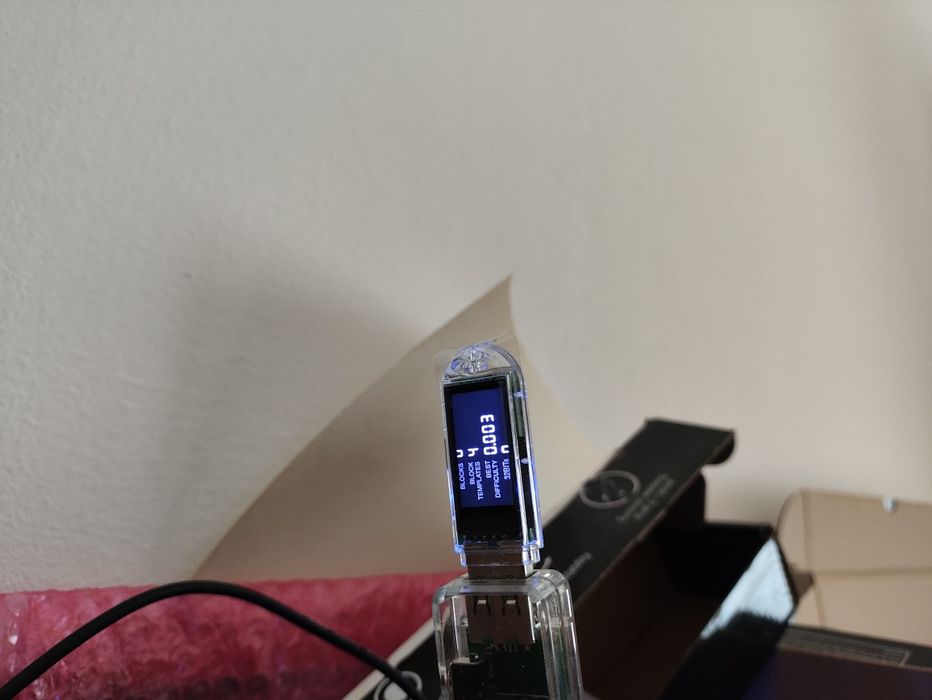 Nerdminer V2 Dongle, Solominer, Bitcoin