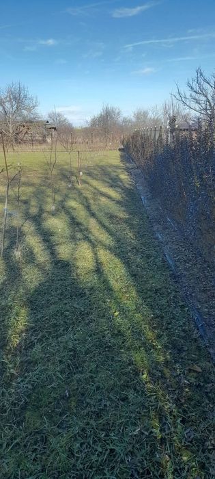 De vânzare! Două proprietăți!