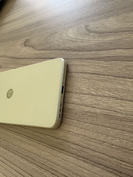 Motorola g14 като нов