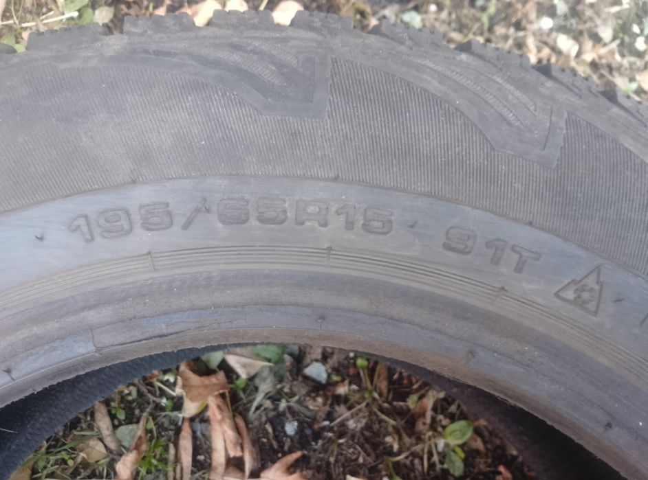 Продам зимнюю резину на 15