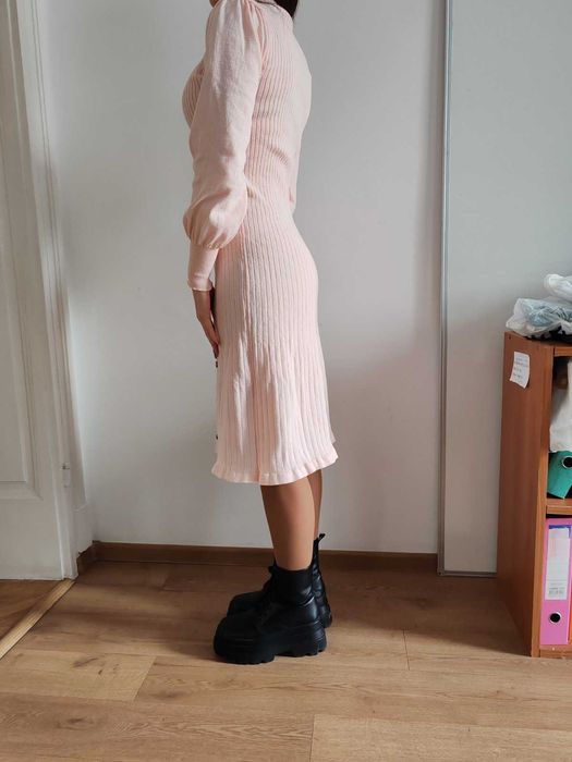 Чисто нова плетена розова рокля Shein, размер XS/34 (XS/S)