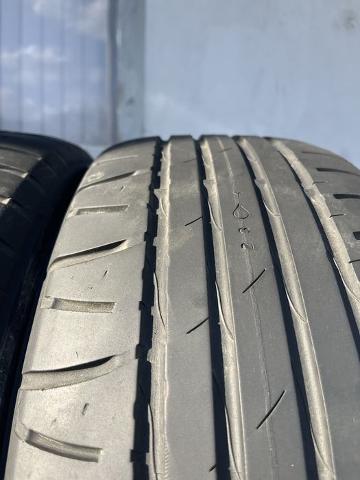 2 бр. летни гуми 215/60/16 Nokian DOT 1911 4,5/5,5 mm