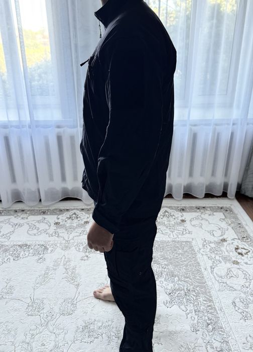 форма черная