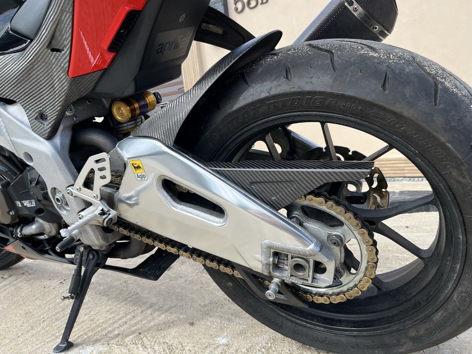 Aprilia RSV4 Factory