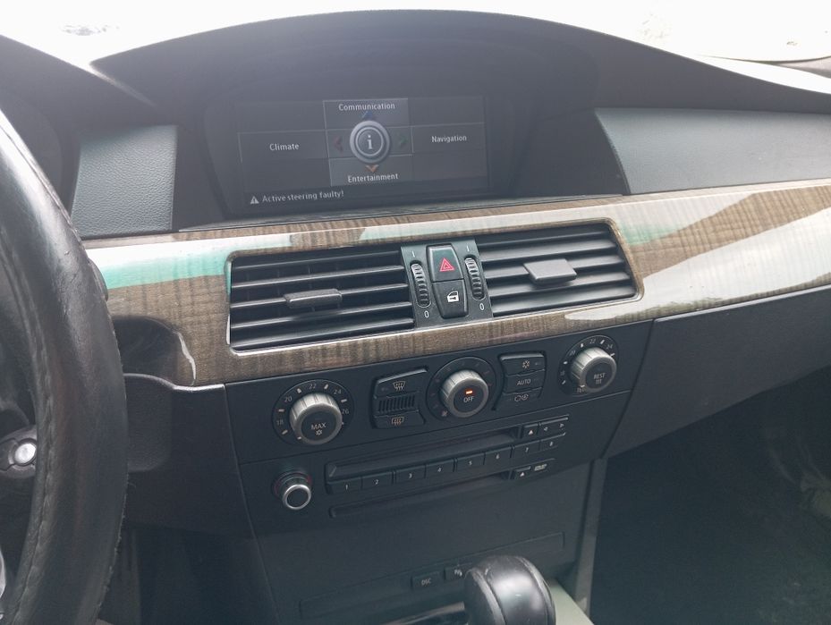 Продавам BMW E61 2.5 177 Автомат на Части