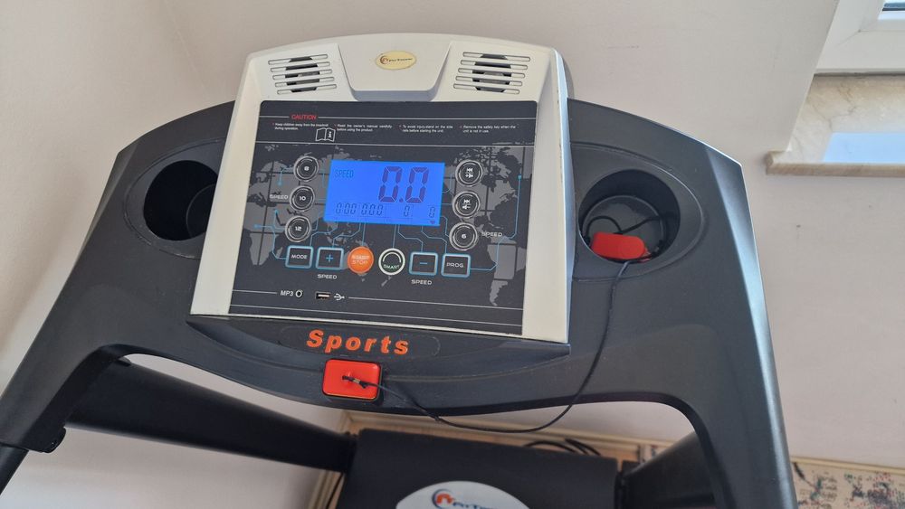 Bandă de alergat electrică FitTronic D50, folosită foarte puțin, impecabilă