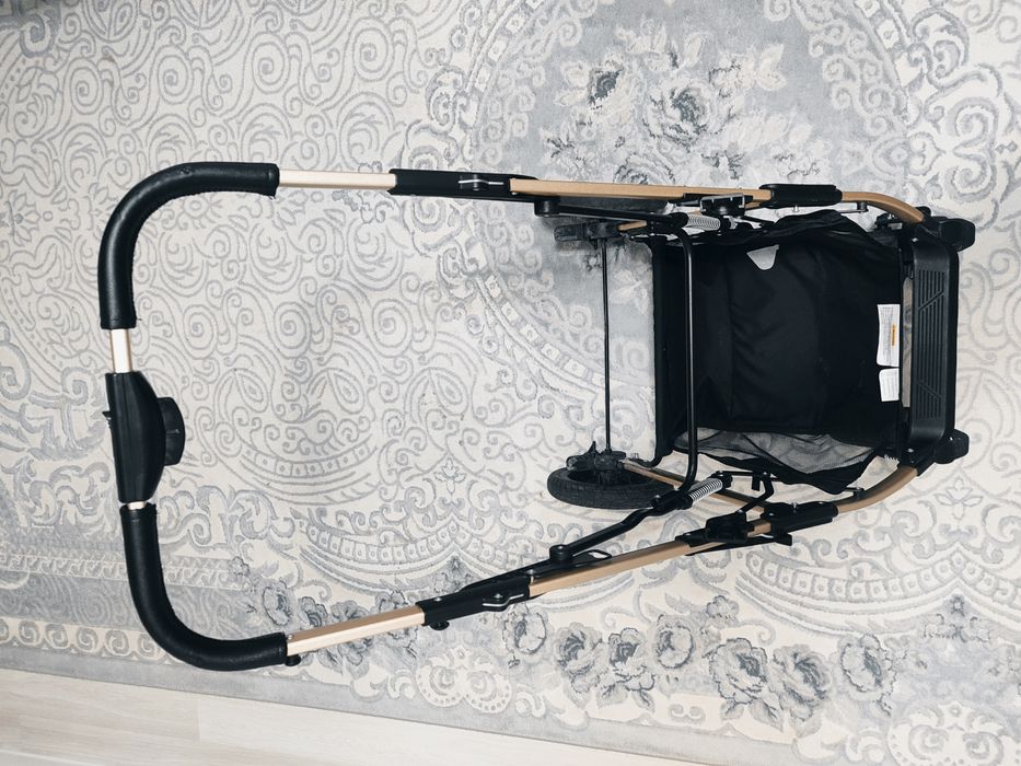 Детская Коляска 3 в 1