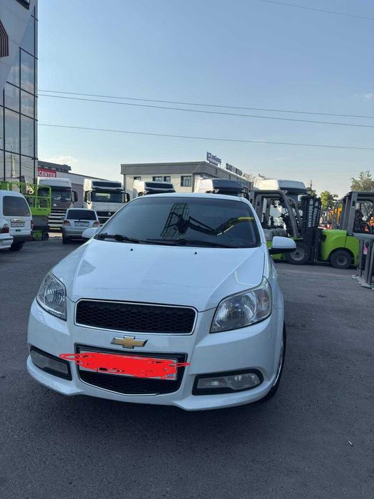 Продаётся Нексия 3