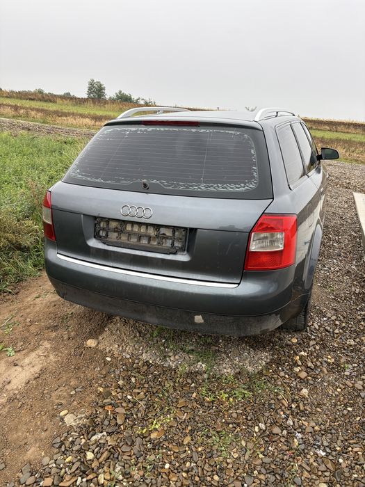 Audi a4 b6 pentru dezmembrari