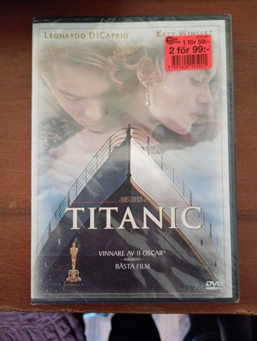 TITANIC delux DvD нов