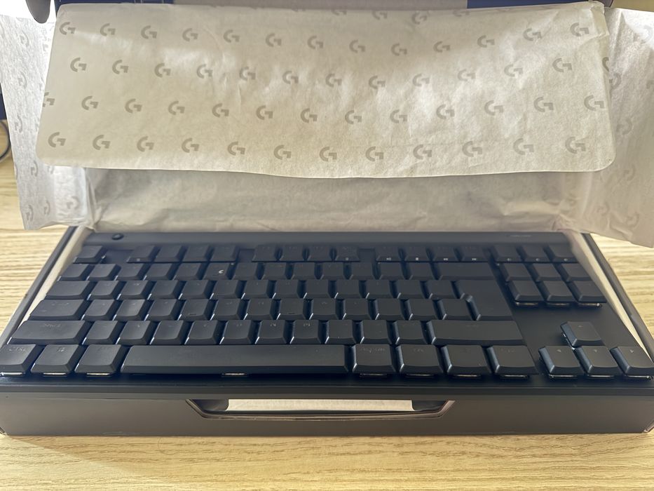 Logitech G515 TKL Low Profile – Tactile – Wired – US INTL Layout