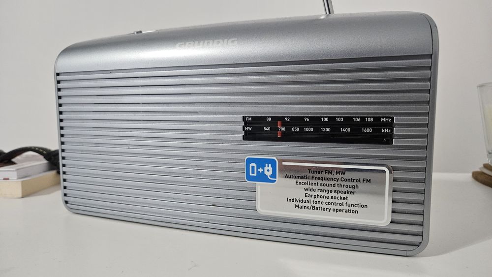 Radio portabil Grundig