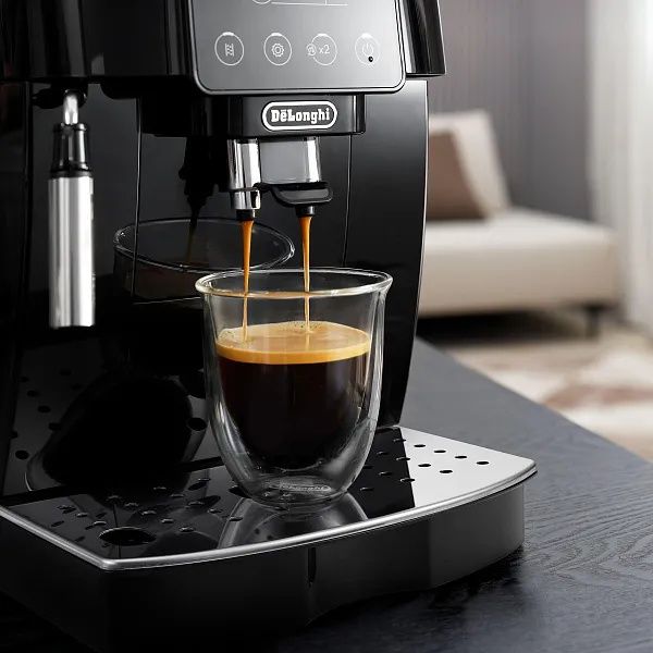 +Kофемашина DeLonghi ECAM220.21.B Magnifica Start