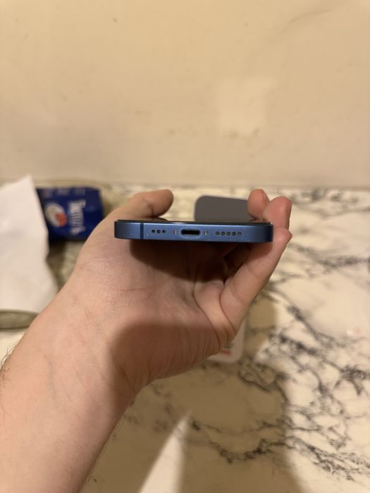 iPhone 13 -blue 128gb