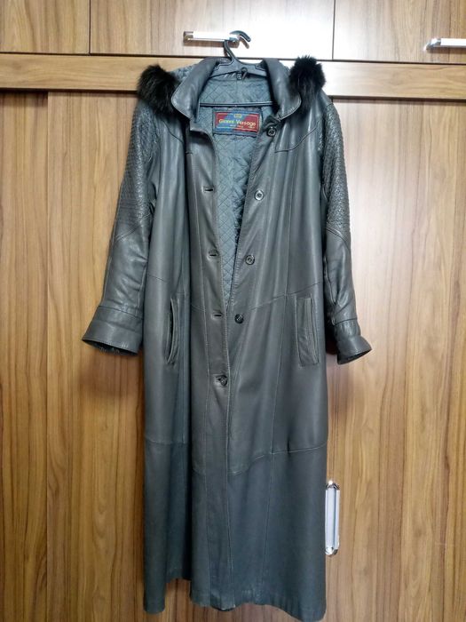 Palto sotiladi razmer 50-52 Italy 100 ming+tufli tapochalar BEPUL