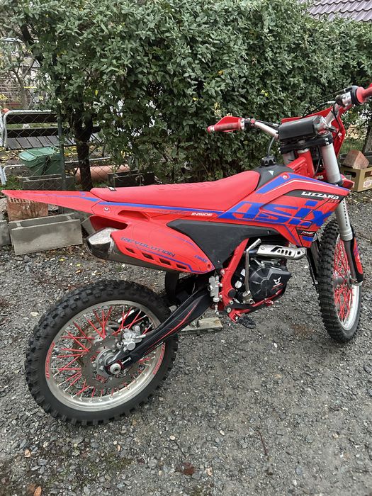Vând cross de 300cc 4t