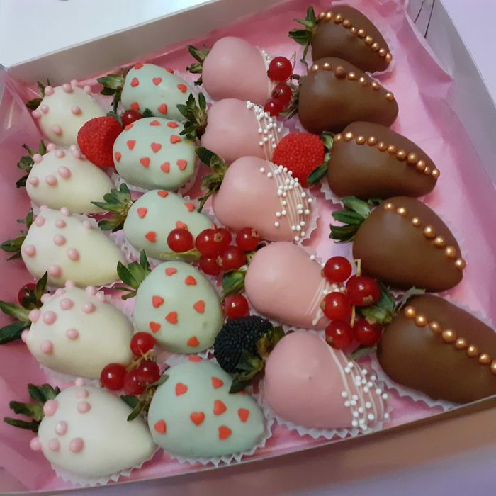 Акция - 20 % скидка Клубника в  Бельгийском шоколаде! От 4000  тг