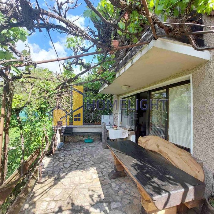 Къща с. Безден, общ. Костинброд