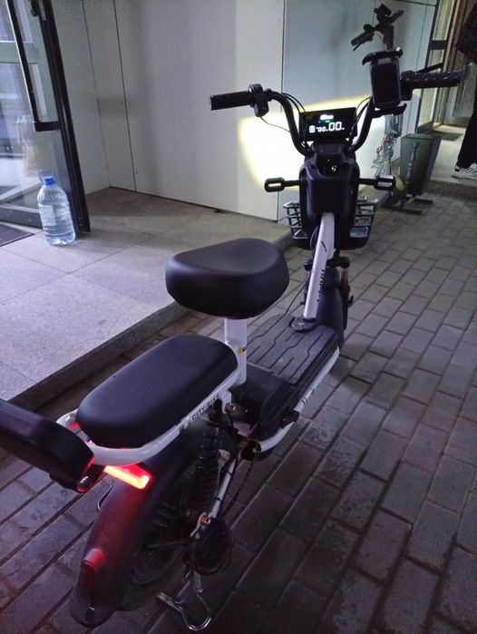 Продаётся скутер.