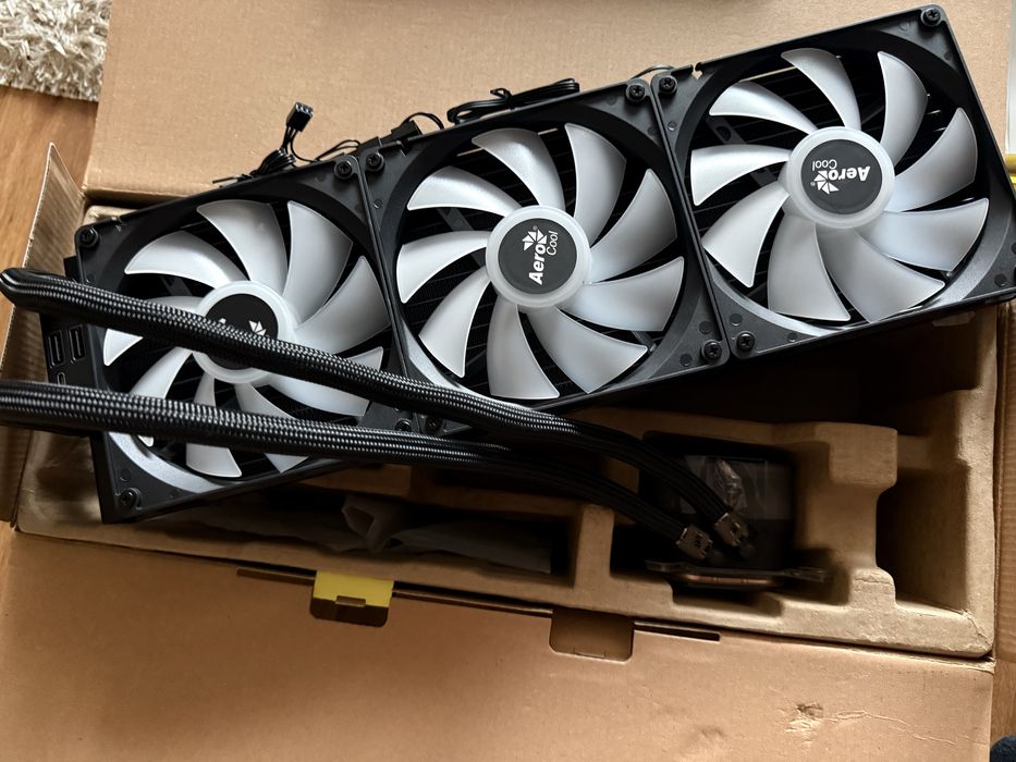 Corsair H170I Lcd с липси