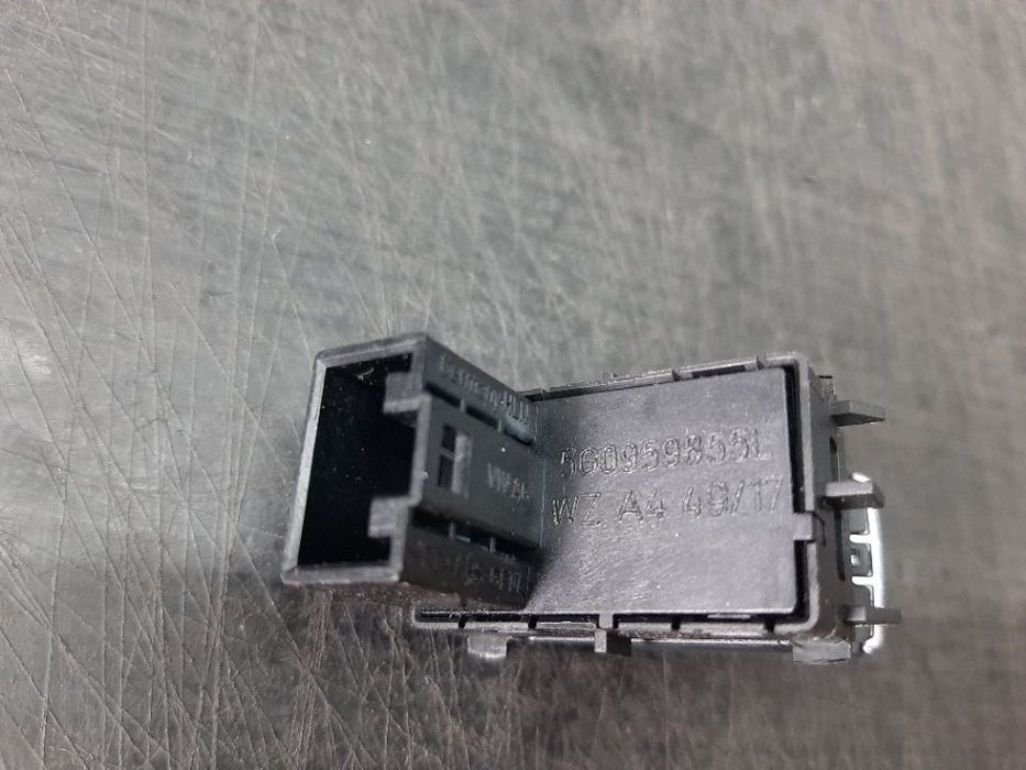 Buton geam electric stanga spate vw t roc a11 5g0959855l