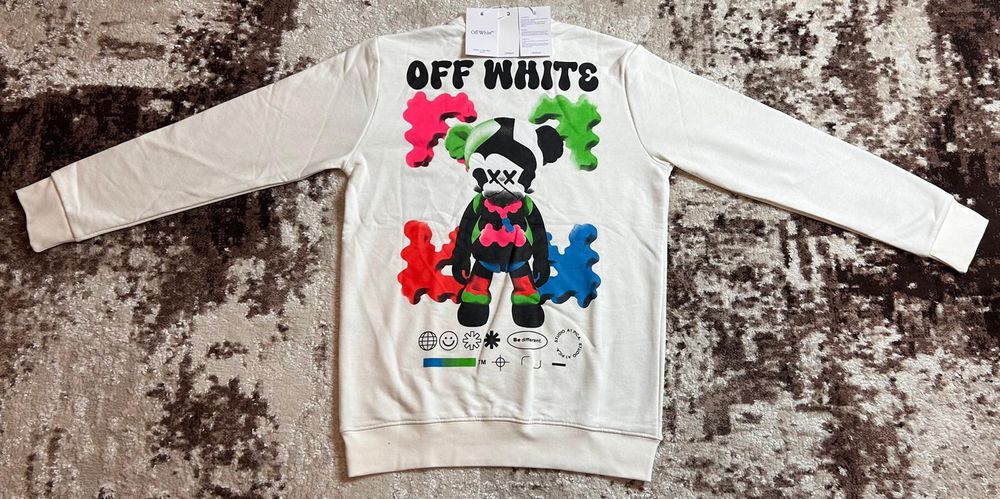 Vând bluza noua de bărbați Off-White