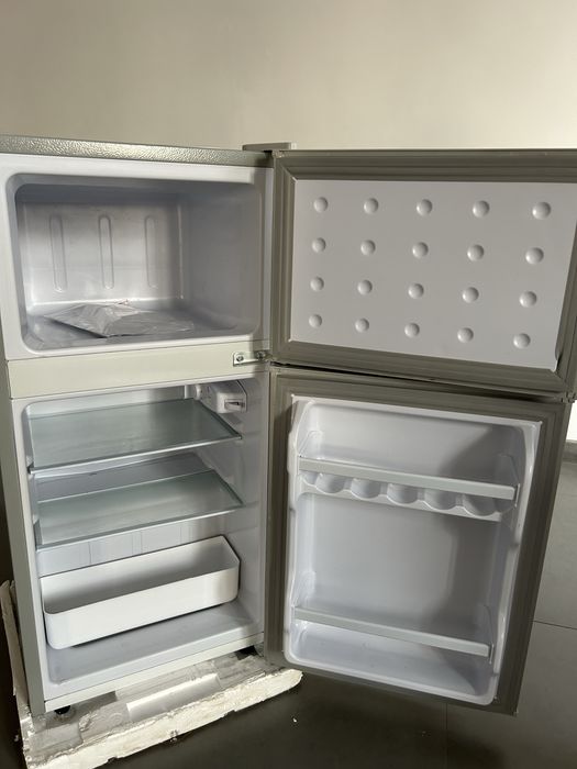 Мини холодильник с морозильной камерой