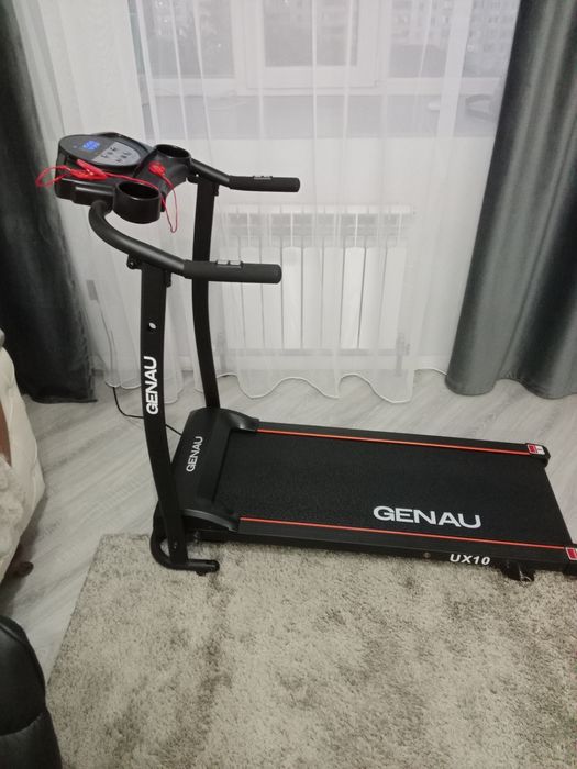 Продам беговую дорожку