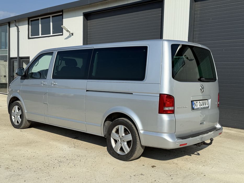 VW Multivan Lung 8 locuri 2012