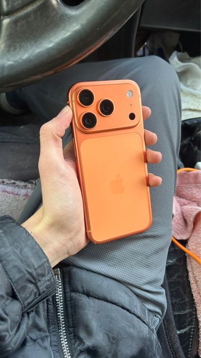 Iphone 17 pro E sim срочна