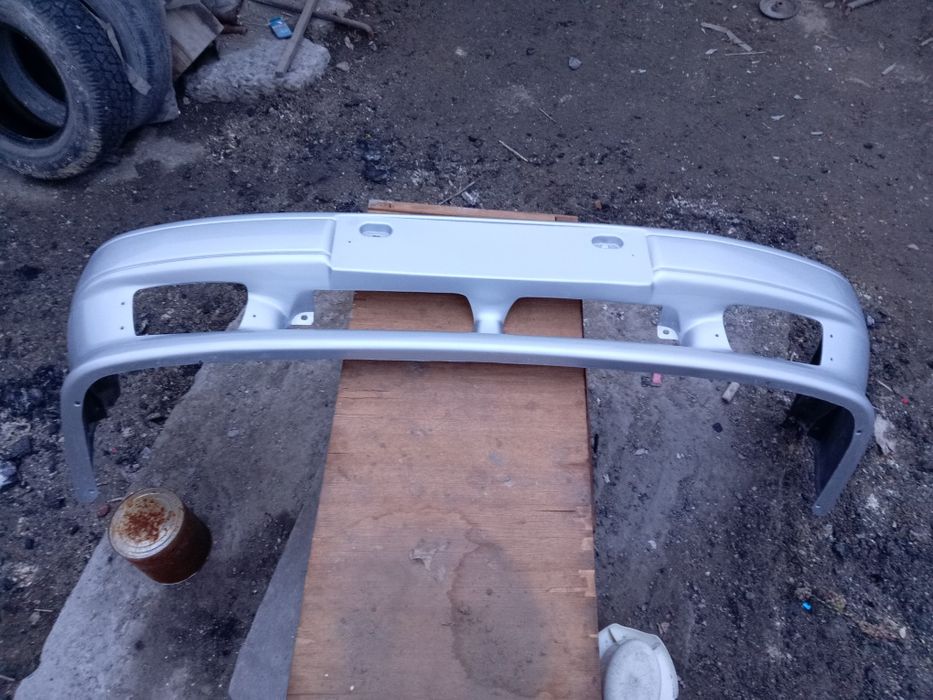 Продам бампер ваз 2114.