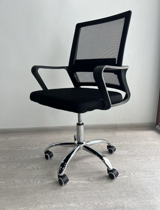 ofis uchun kreslolar