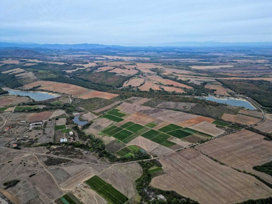 гора и земеделска земя, общо 588дка