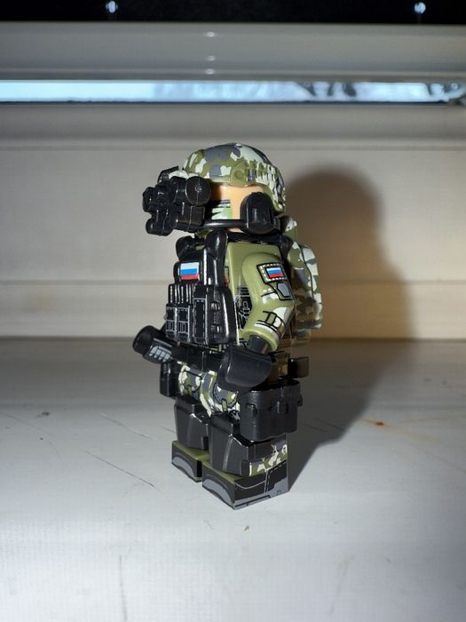 Лего минифигурка Солдата РФ