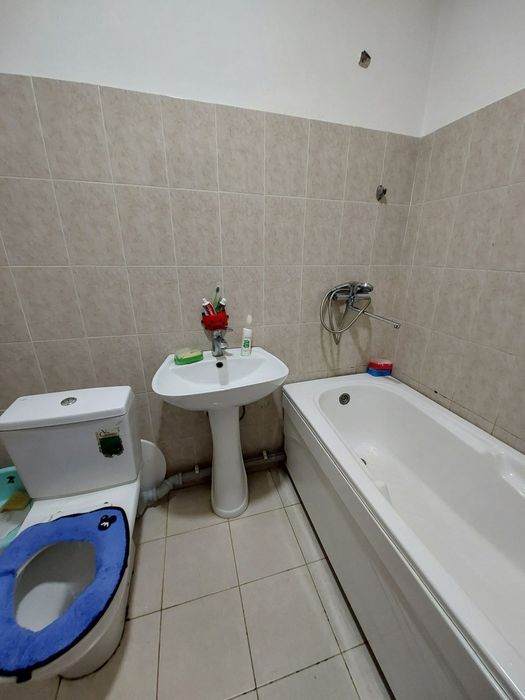 Kvartira ijaraga arendaga uy 2xona qizlarni olaman xamma sharoit bor