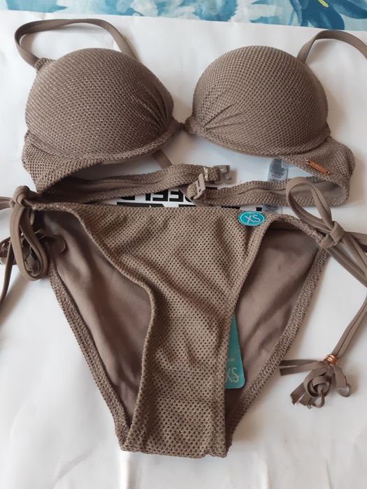 Costume de baie ( cu eticheta)