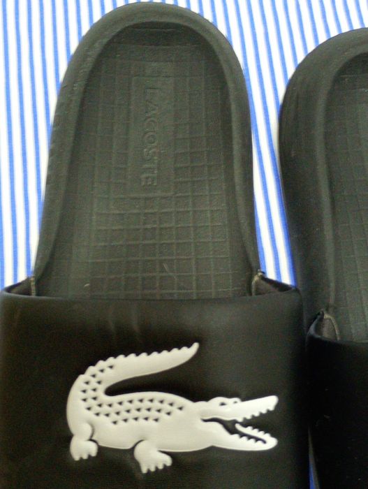Papuci  moderni pentru bărbați Lacoste Serve Slide autentici nr.43