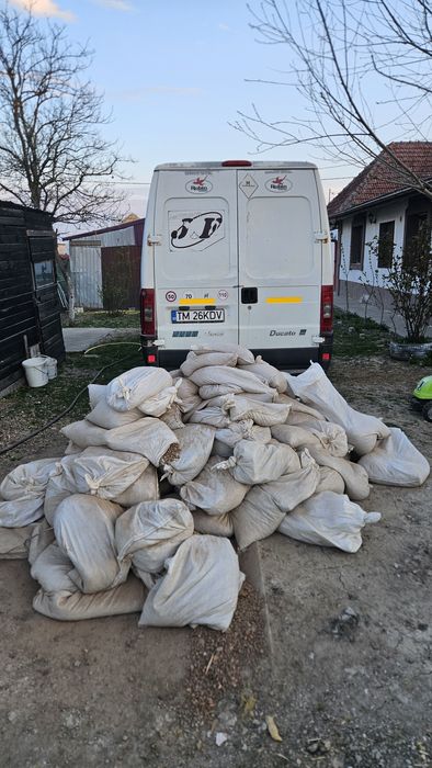 Debarasari moloz, mobilă etc non stop