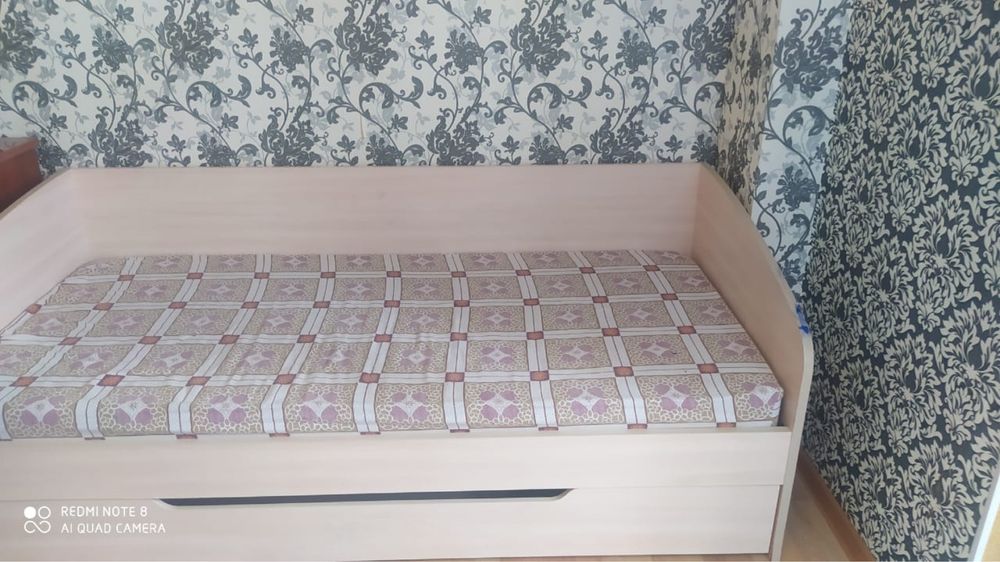 Одноместная кровать