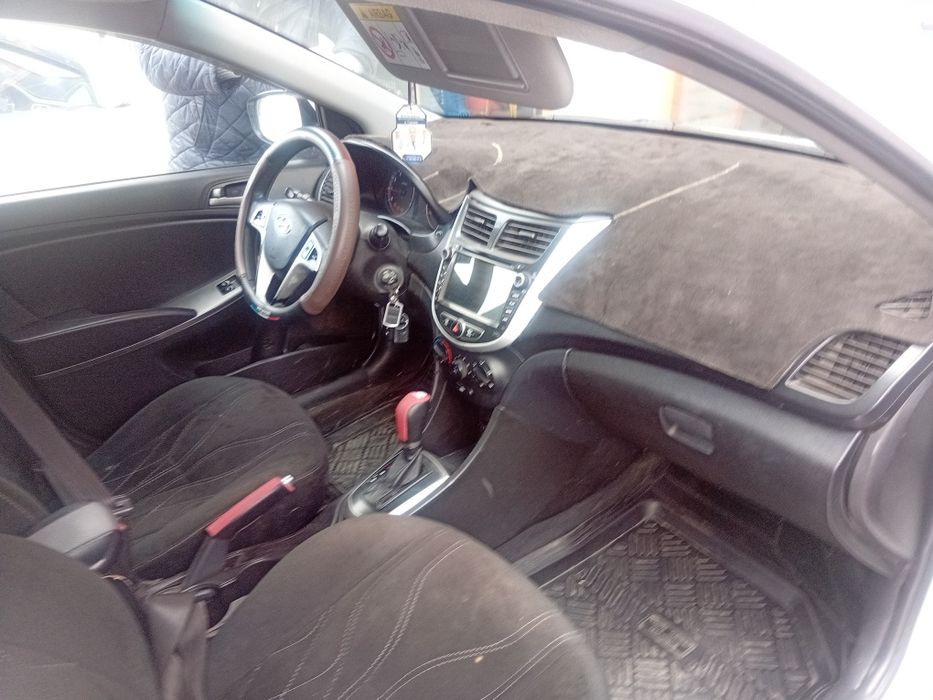 Отырасын кетесин срочна