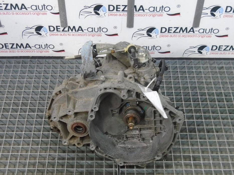 Cutie viteza manuala GM55350375, Opel Vectra C combi, 1.9cdti