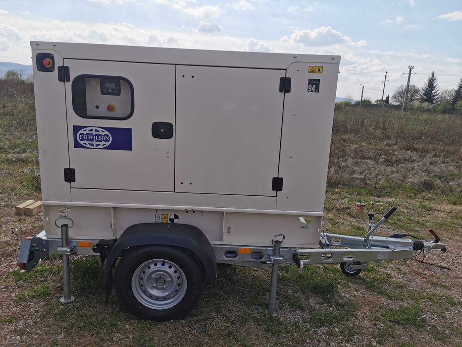 Inchiriere /inchiriez /compresor / motocompresor kaeser, atlas copco 7-14 bari, inchiriere generator de curent diesel 33 kwa, 44kwa, vanzare utilaje